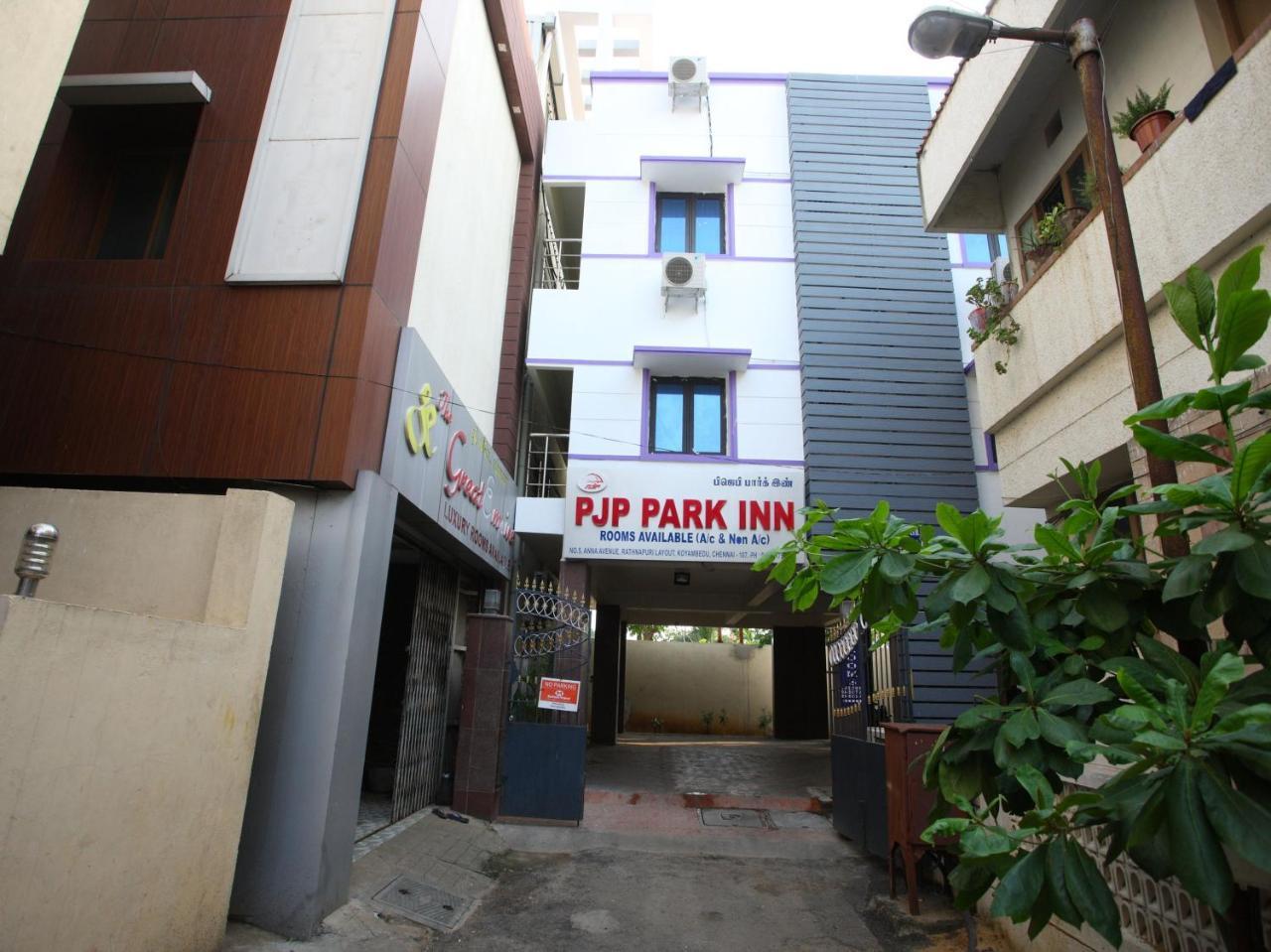 Oyo 10465 Koyambedu Chennai Hotel Buitenkant foto